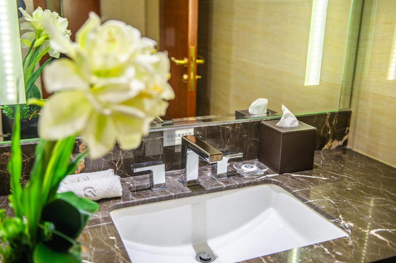 Grand Skylight International Hotel Wuhai Bagian luar foto